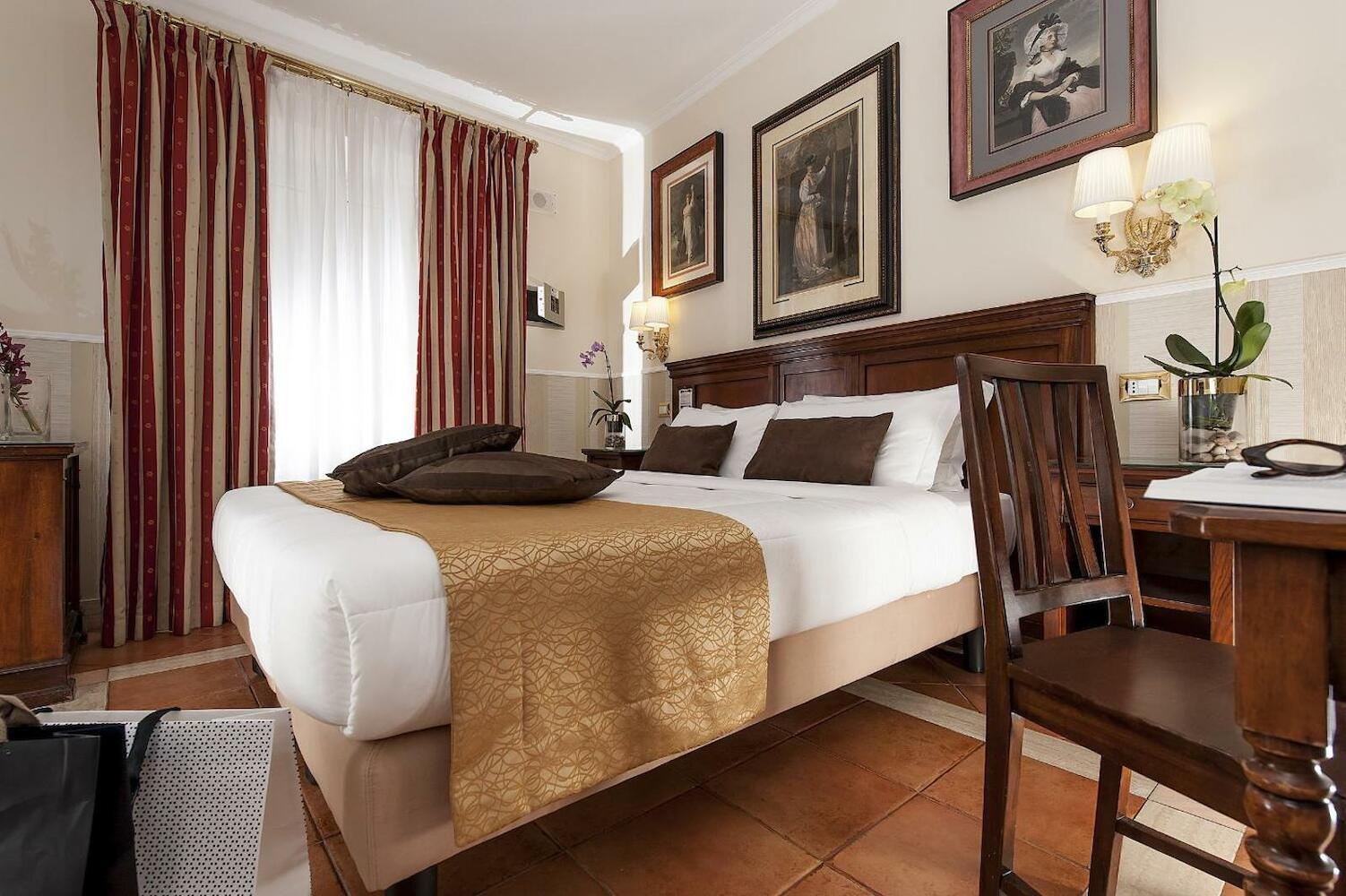 Budget Rooms Des Arts, Rome