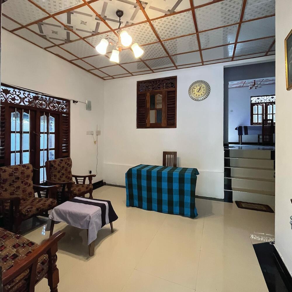 House Of Dorms, Ahangama