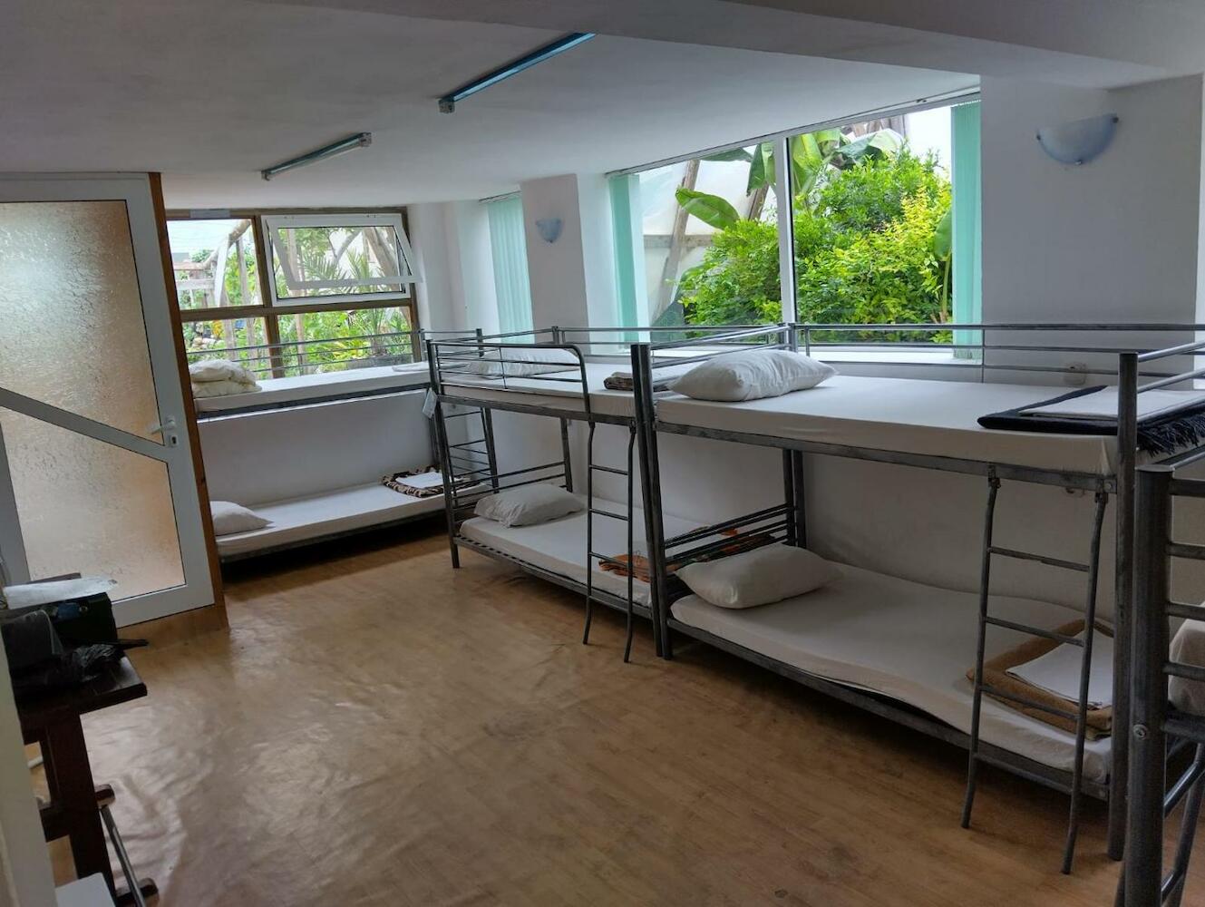 Hostel Varna Botanika, Varna