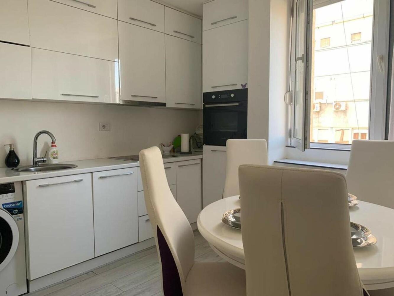 Shesh Hostel, Pristina