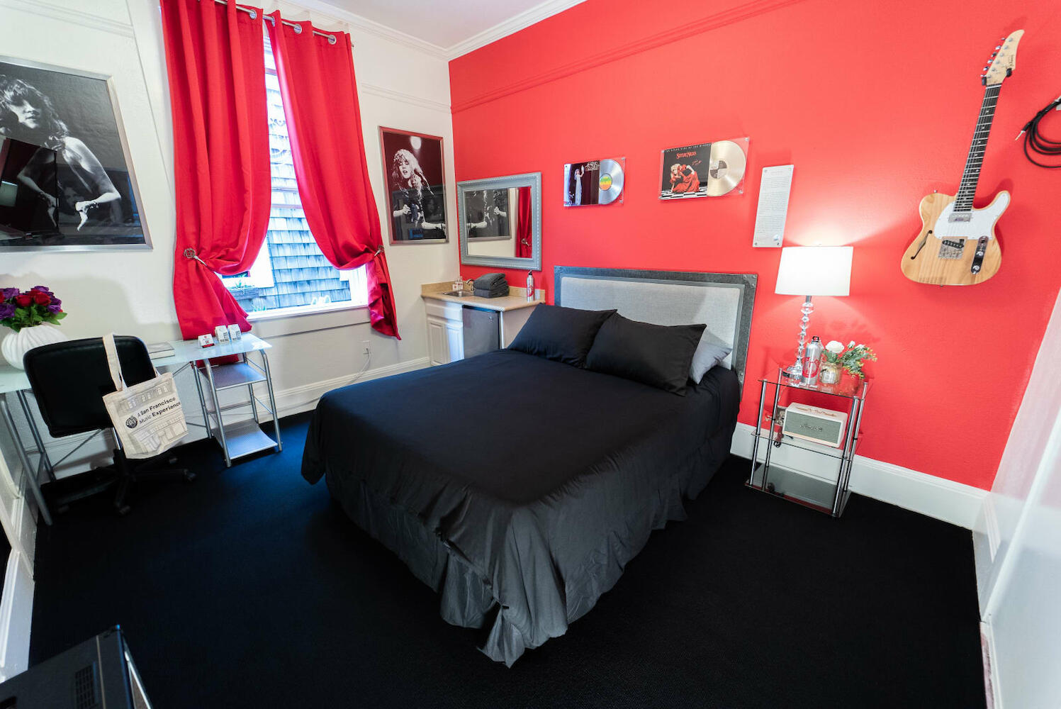 Music City Hotel - The San Francisco Music Experience