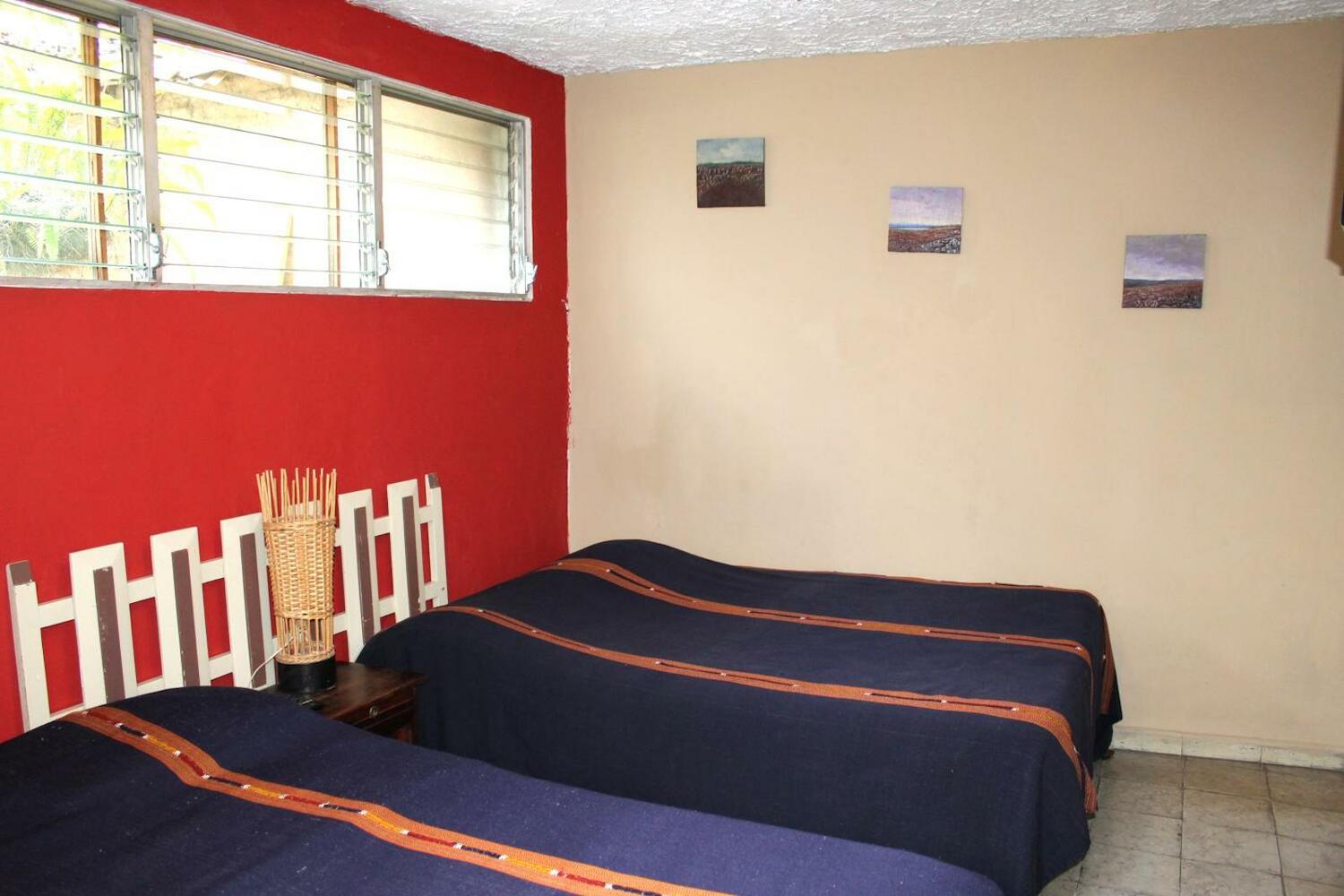 Ximena's Guest House, San Salvador