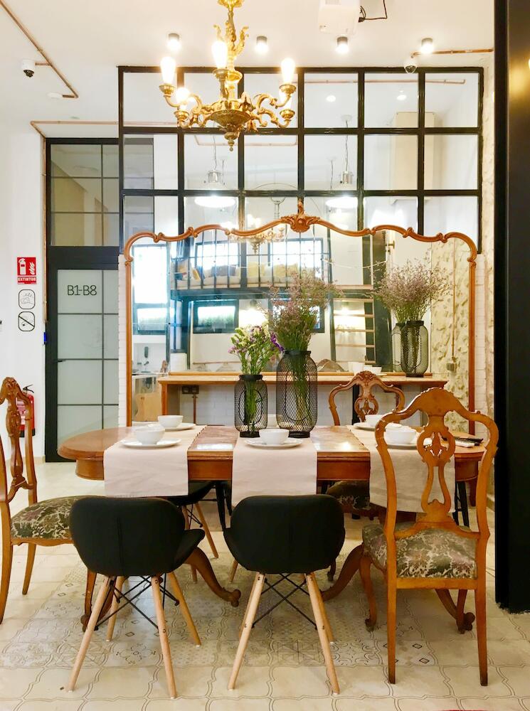 Hostal Numero Trece, Alicante