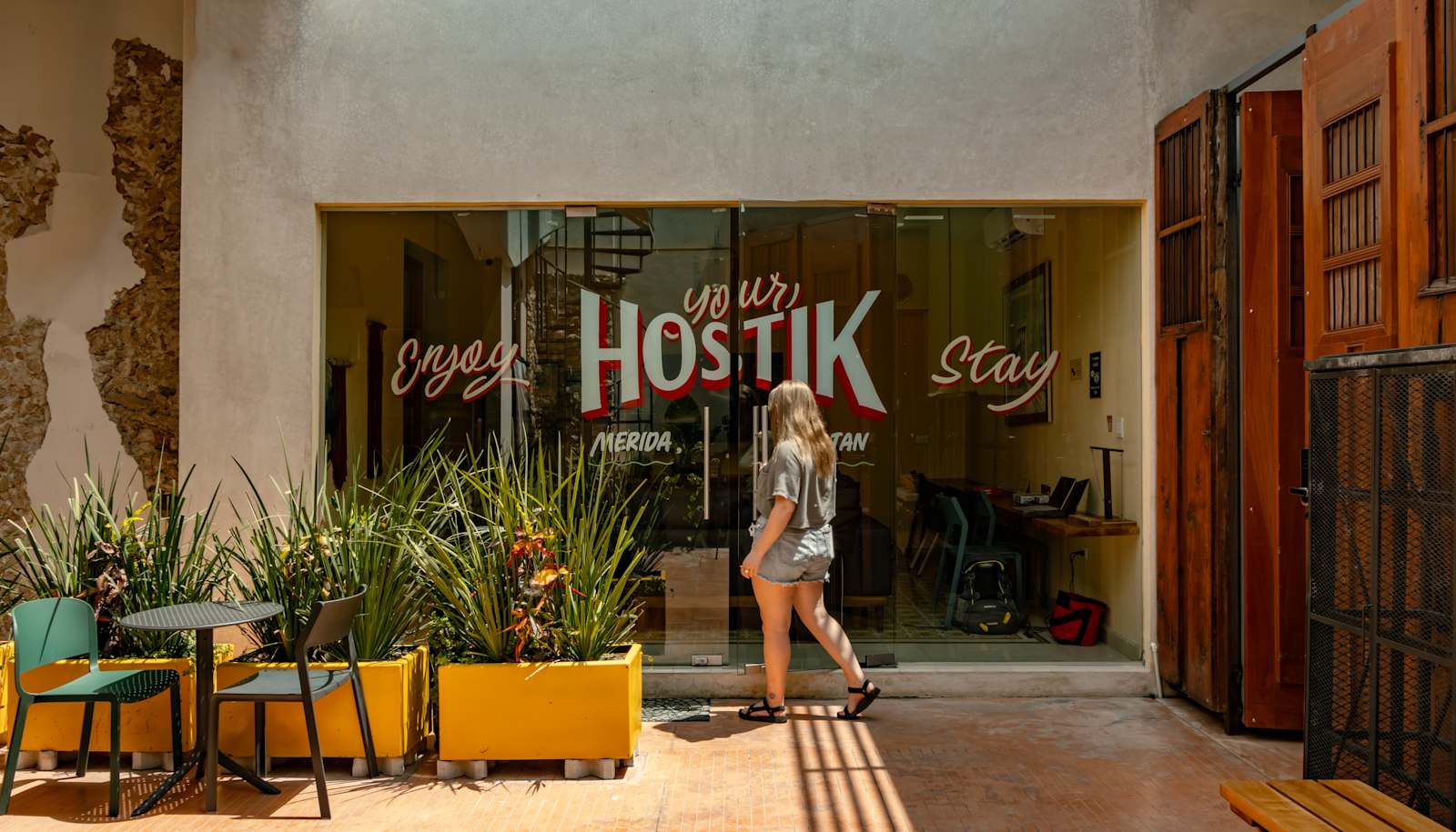 Hostik, Mérida
