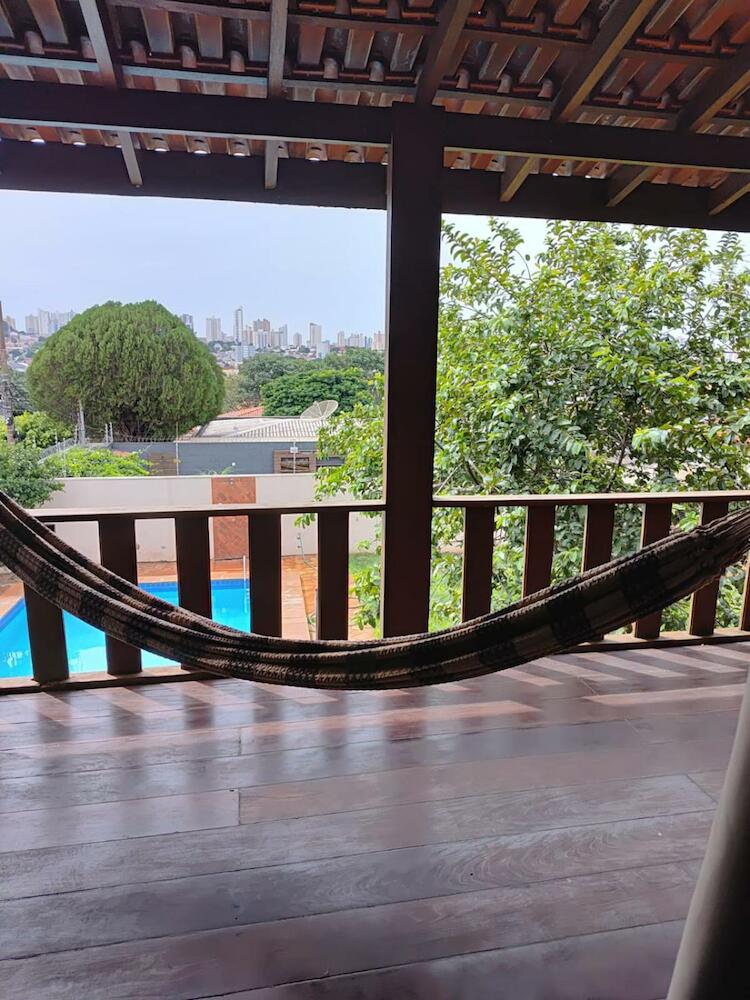 Quarto Compartilhado Pra Homens No Centro Da Cidade, Campo Grande