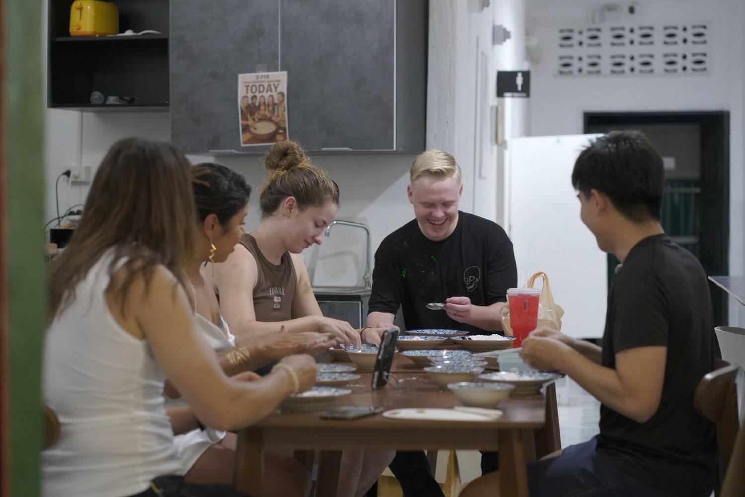 Comfort Folk Hostel Phuket Old Town By Matong, Phuket City