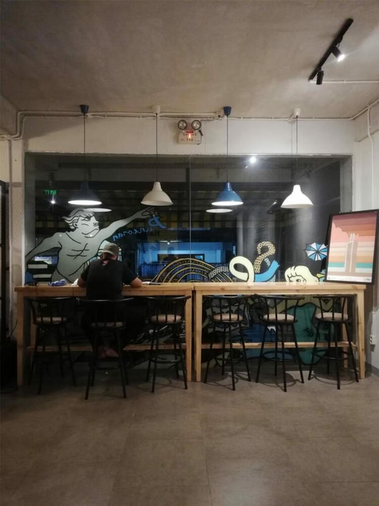 Pinx's Hostel, Yakarta