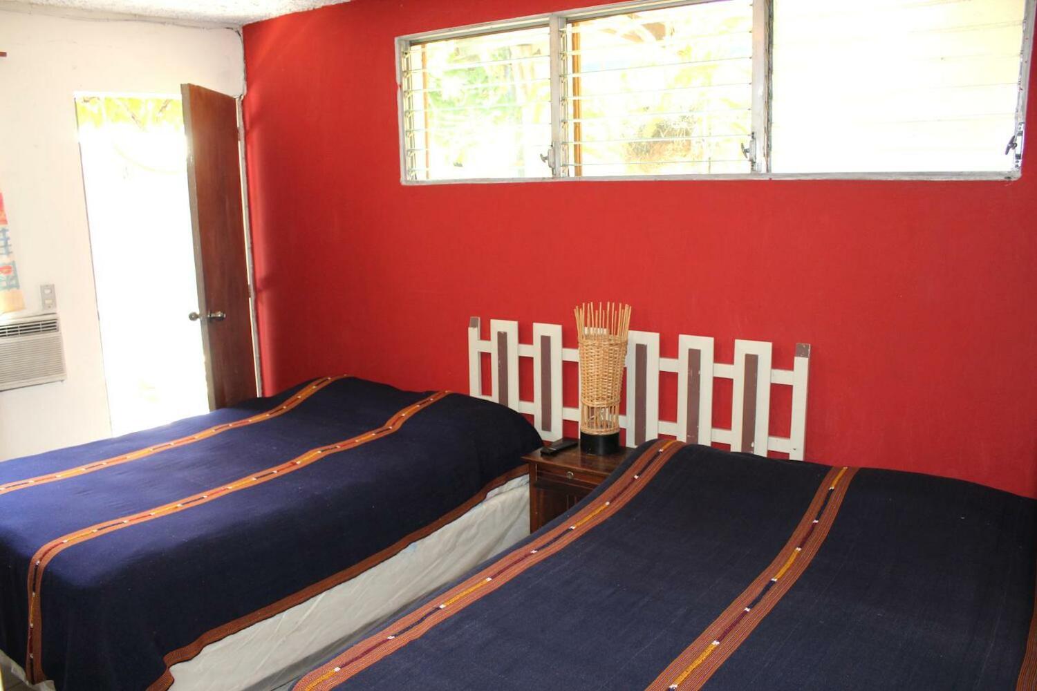Ximena's Guest House, San Salvador