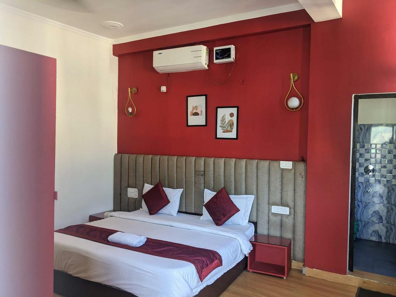 Spontrail Hostel, Rishikesh