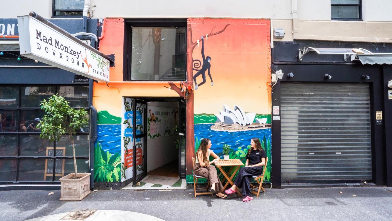 Mad Monkey Downtown, Sydney
