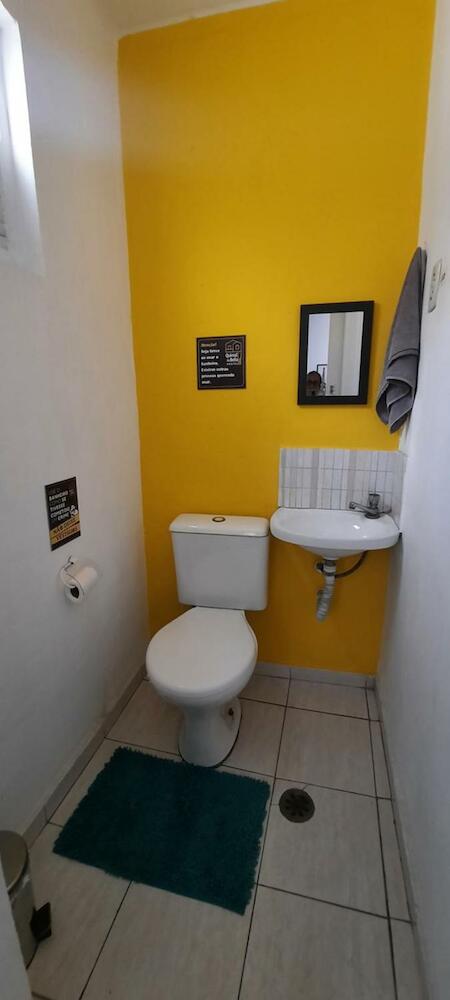 Quintal da Bella Hostel, Santos