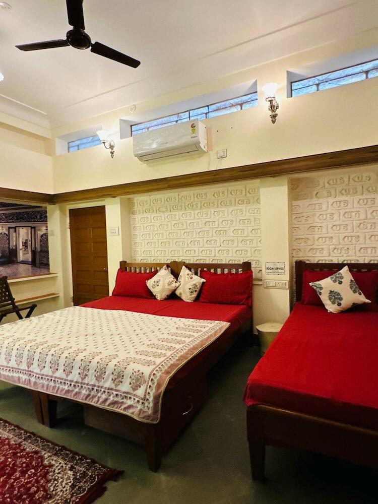 Travellers Village, Jaipur