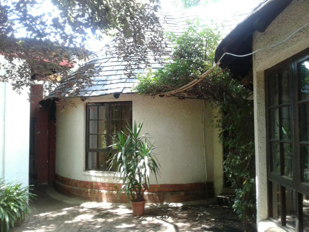 Rosebank Boarding House, Johannesburg