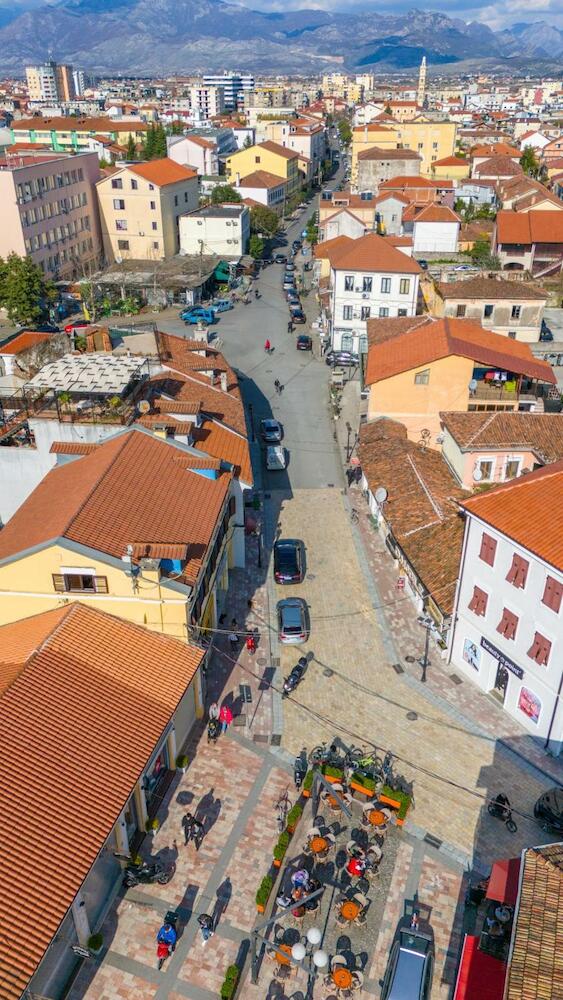 Golden Sleep Hostel, Shkoder
