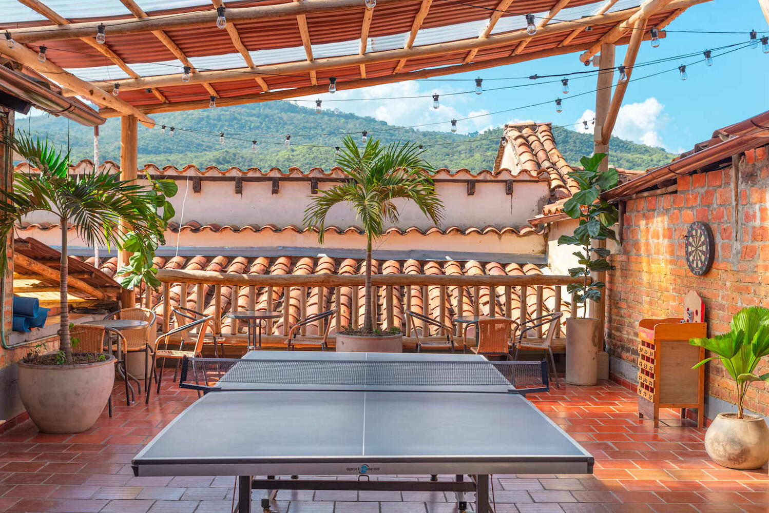 Traveler Hostel