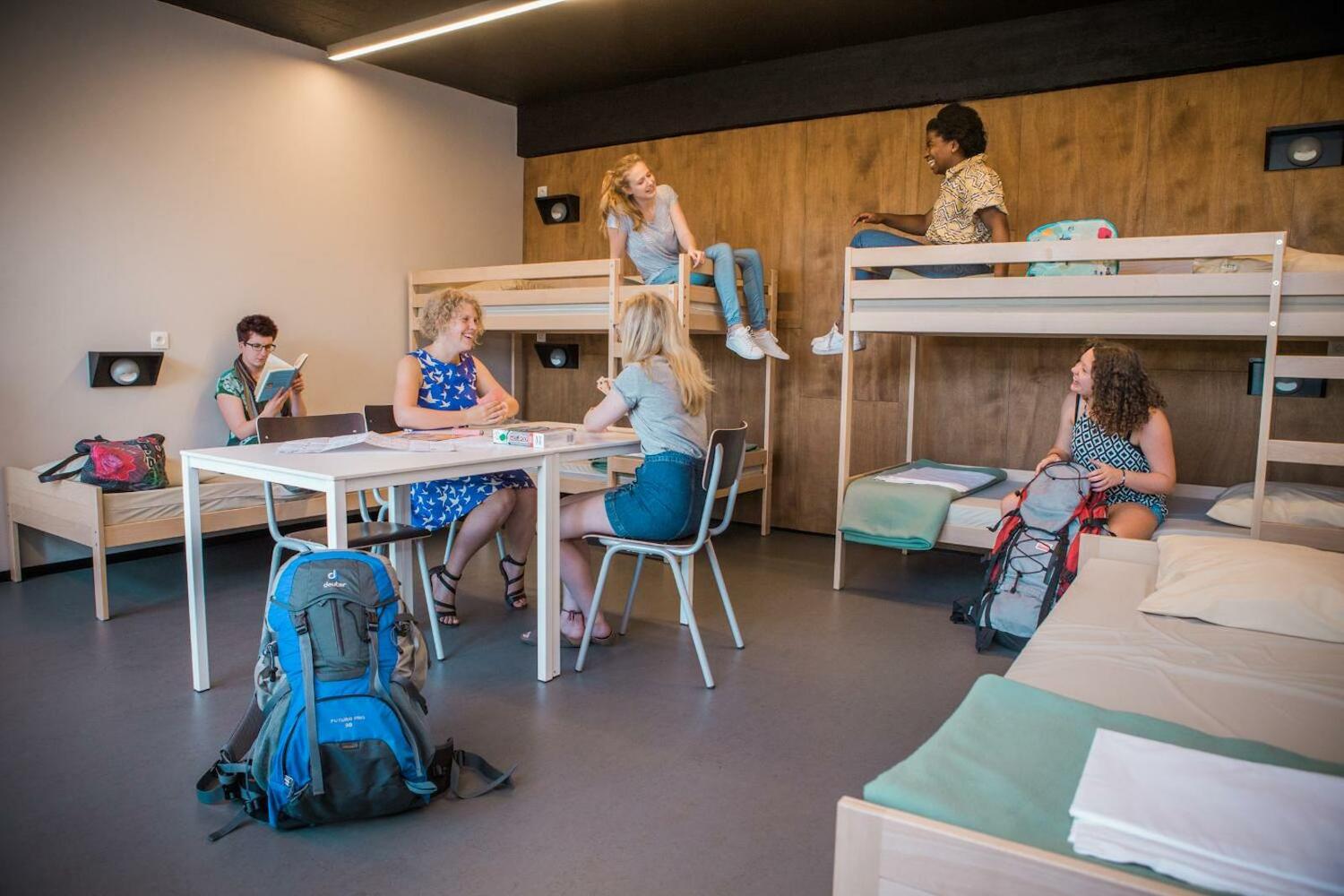 HI - Gent Hostel De Draecke