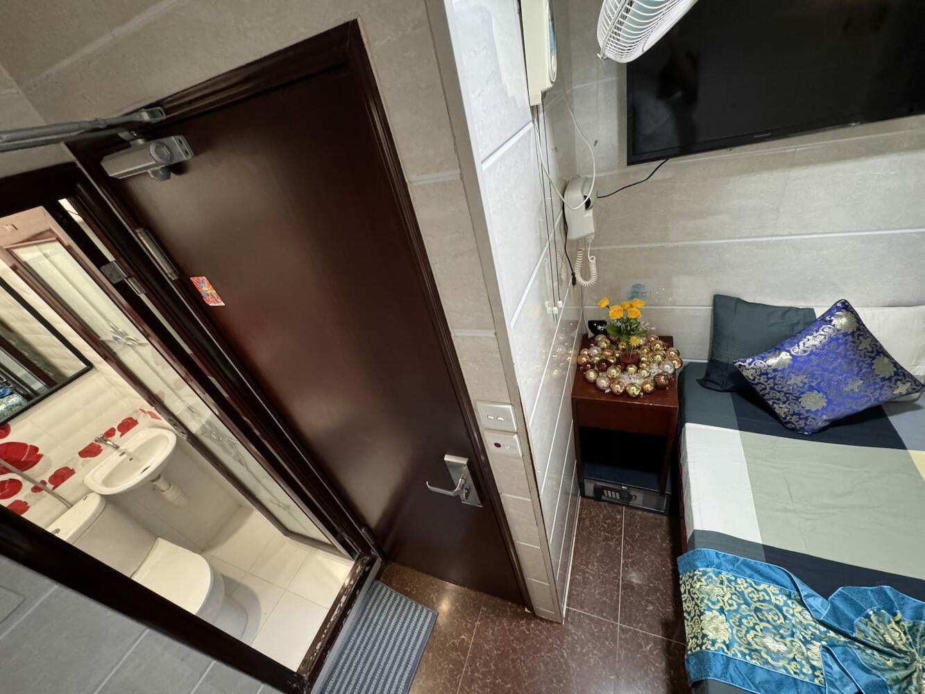 David Lounge, Hong Kong