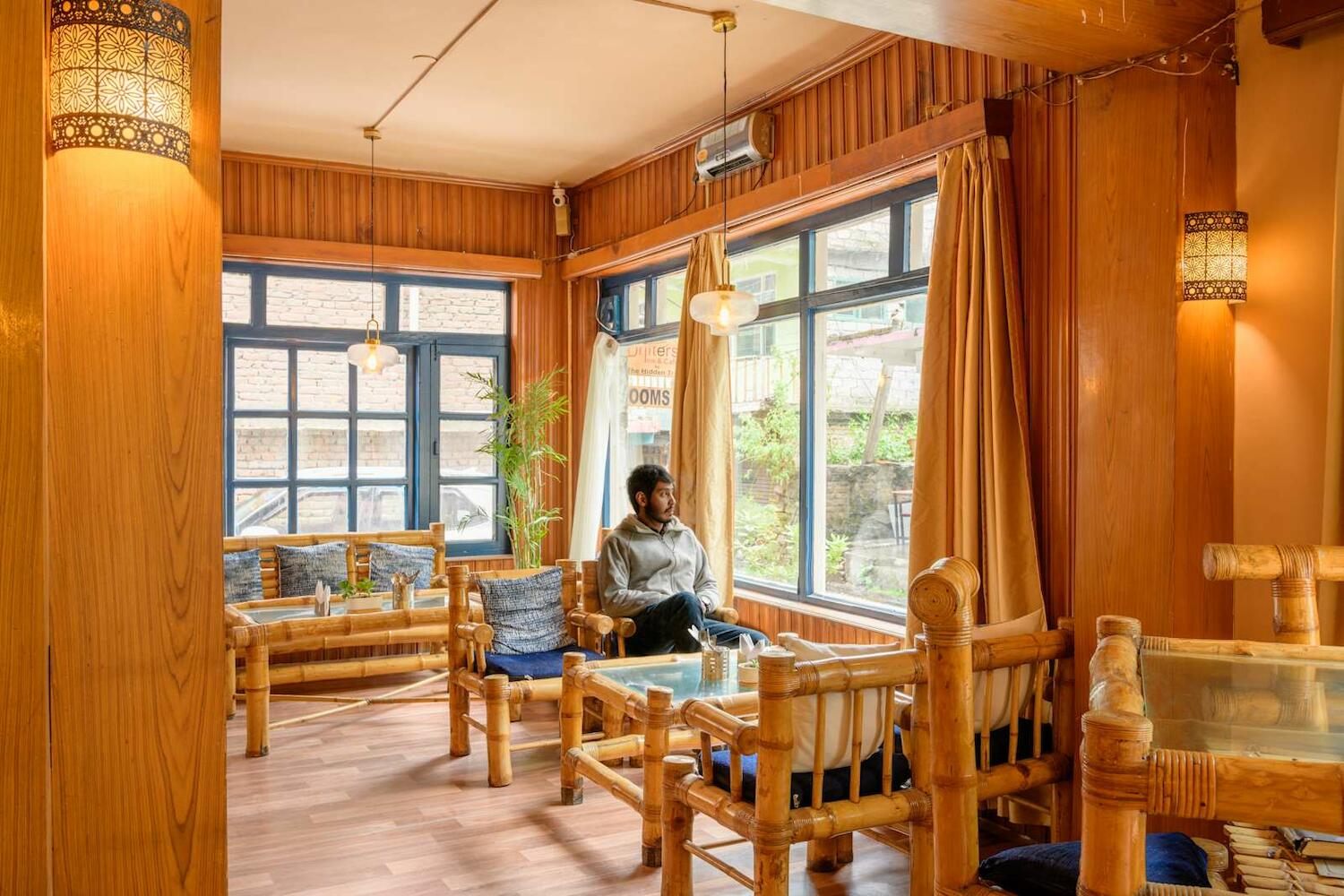 Drifters Inn - The Hidden Tribe, Manali