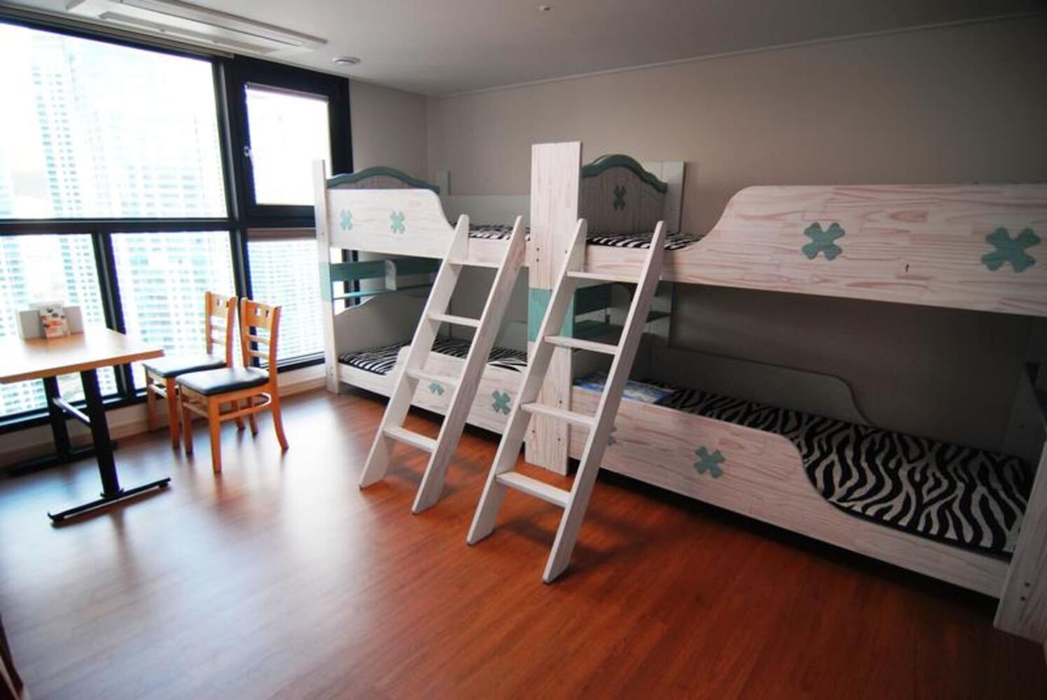 Dynamic Guesthouse