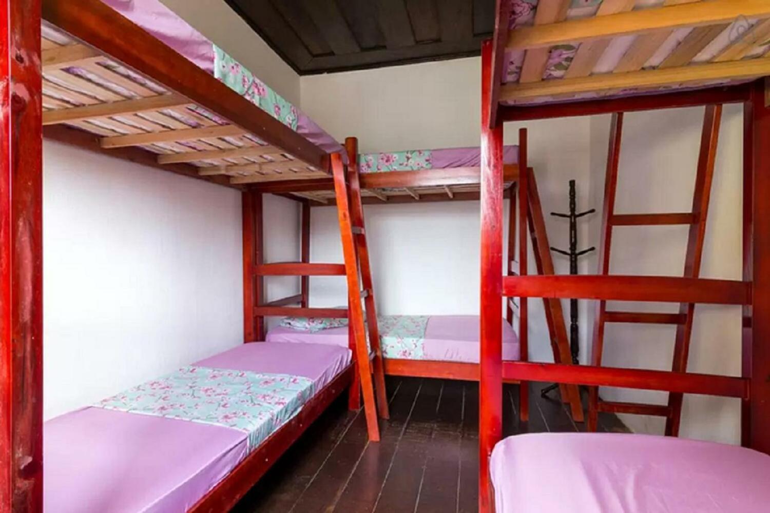 Maracujá Hostel