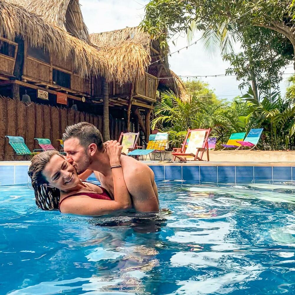 Kanta Sana, Palomino