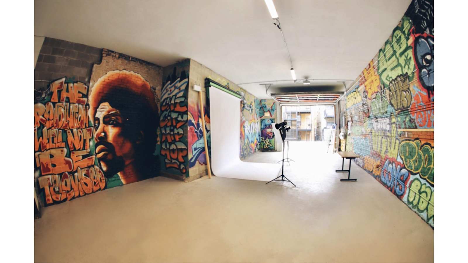 Hostel 424