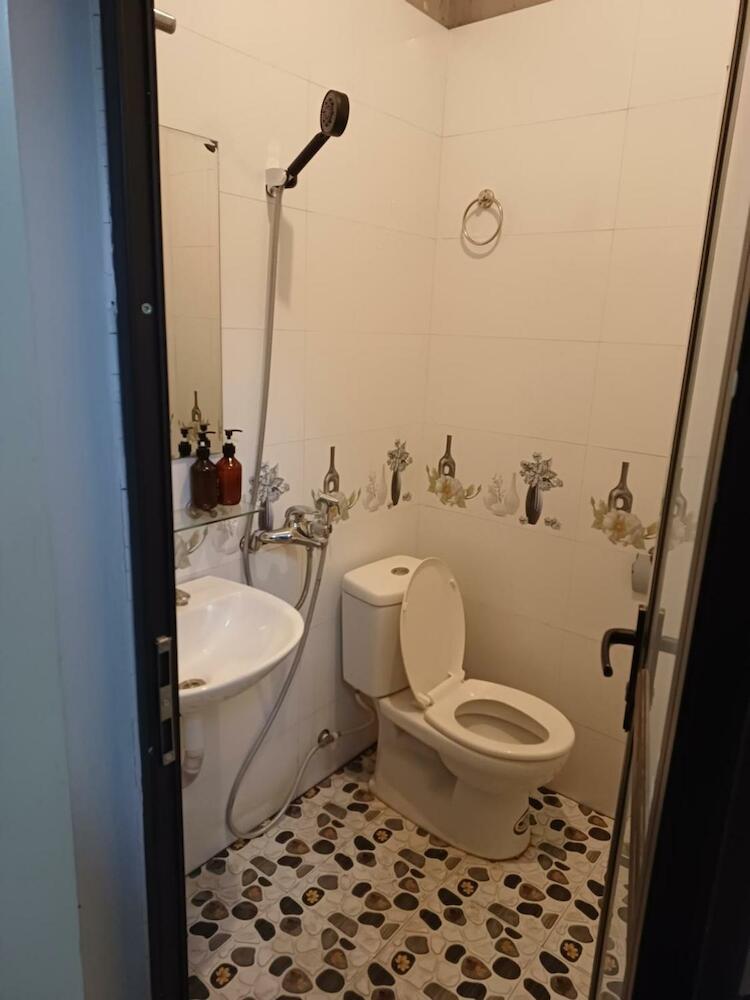 Yolo Ha Giang Bus Station Stay, Motorbike & Loop Tours, Ha Giang