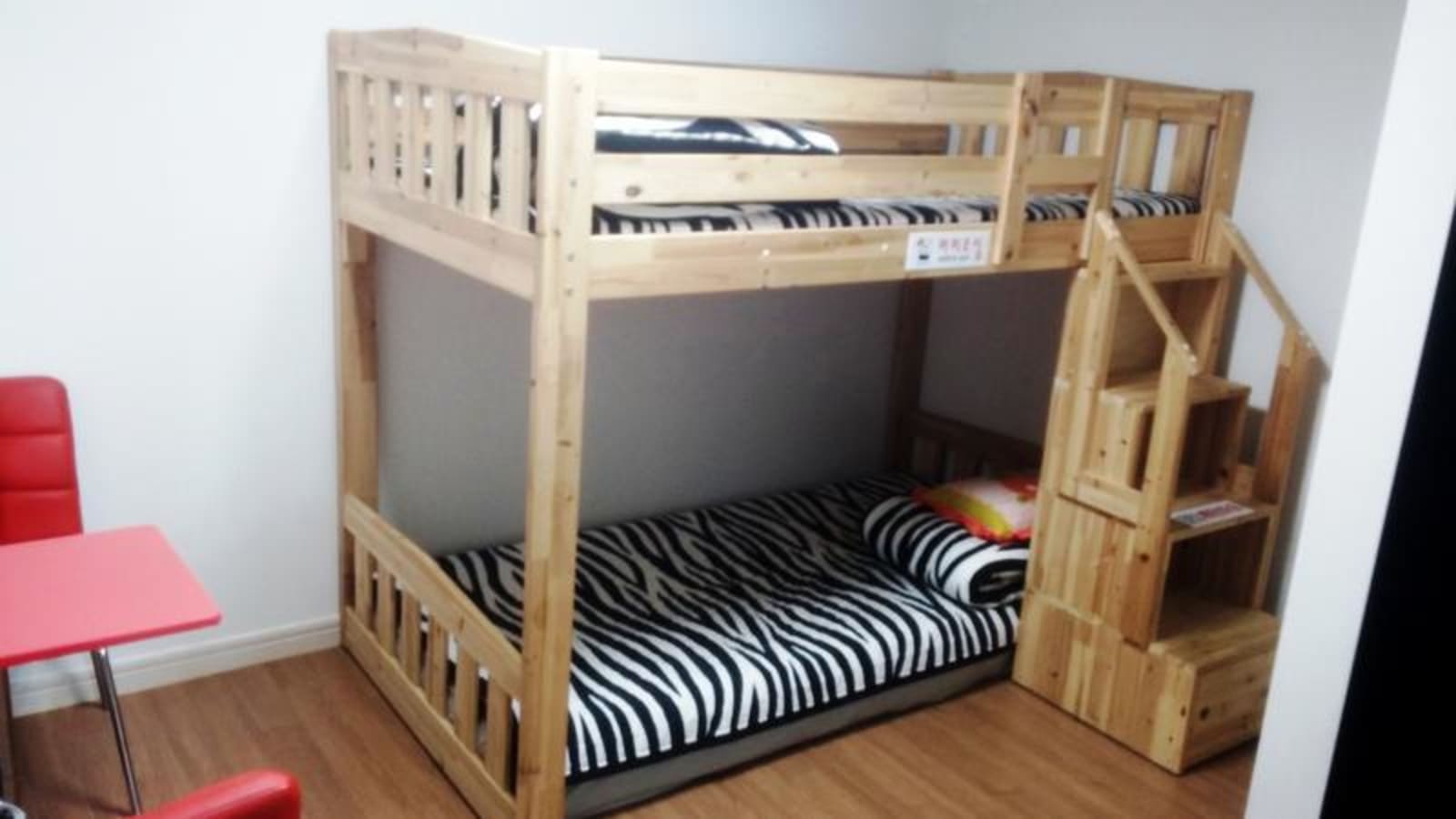 Dynamic Guesthouse