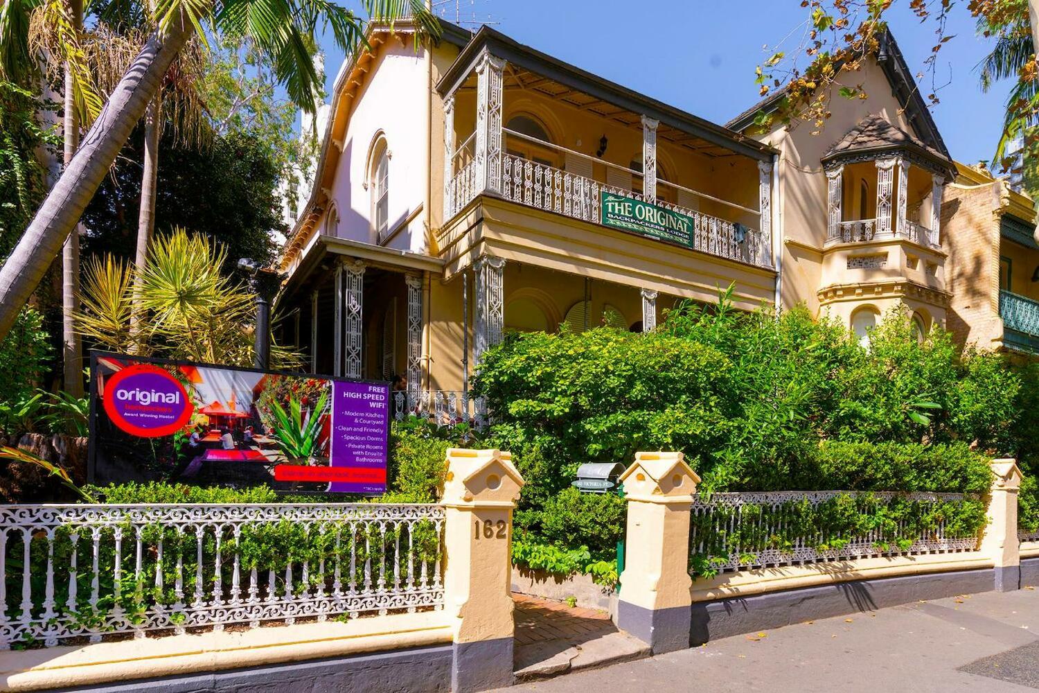 Original Backpackers, Sydney