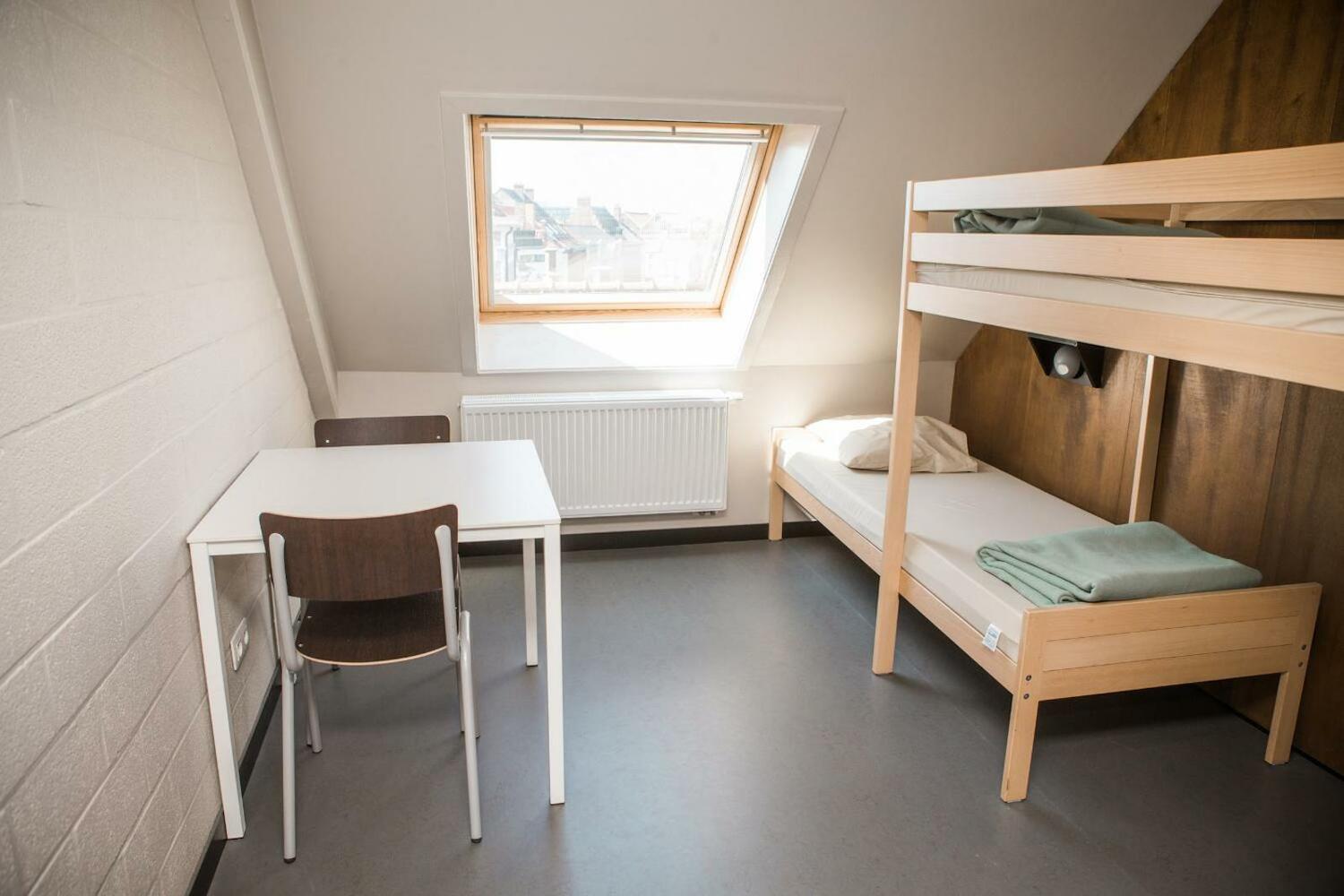 HI - Gent Hostel De Draecke