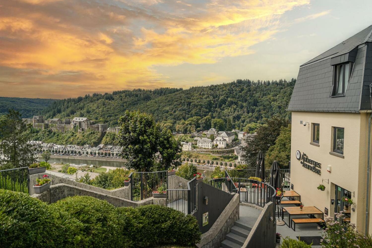 Where to stay in Bouillon on a budget