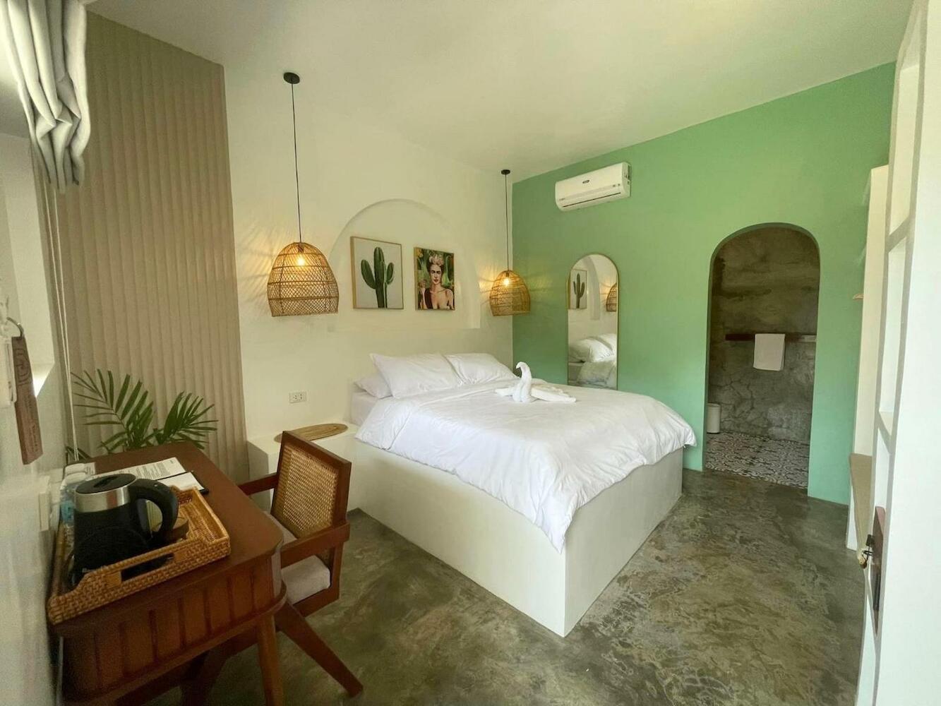 MAAYONG HOSTEL, Moalboal