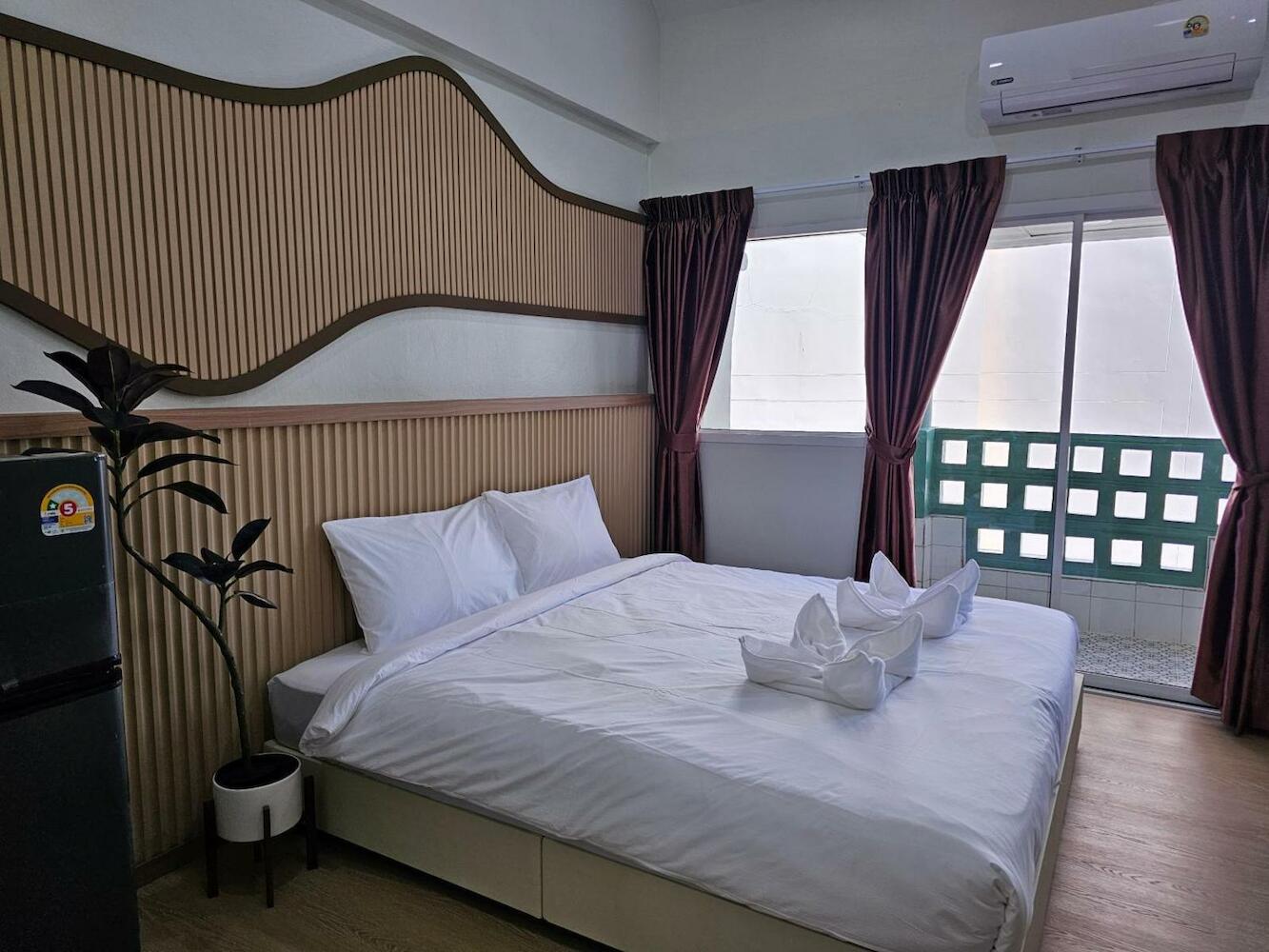 Lub Nai Hostel, Phuket City