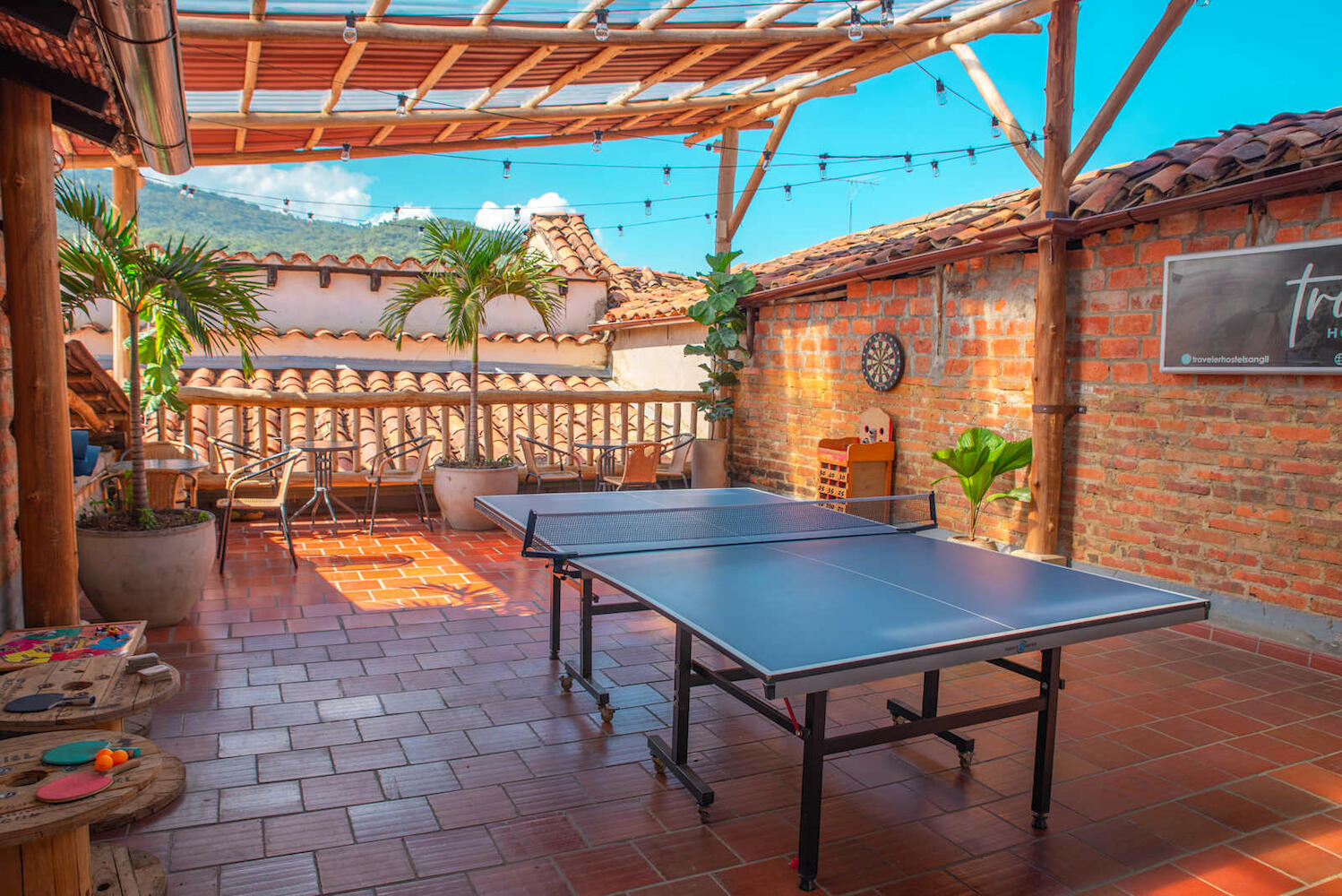 Traveler Hostel