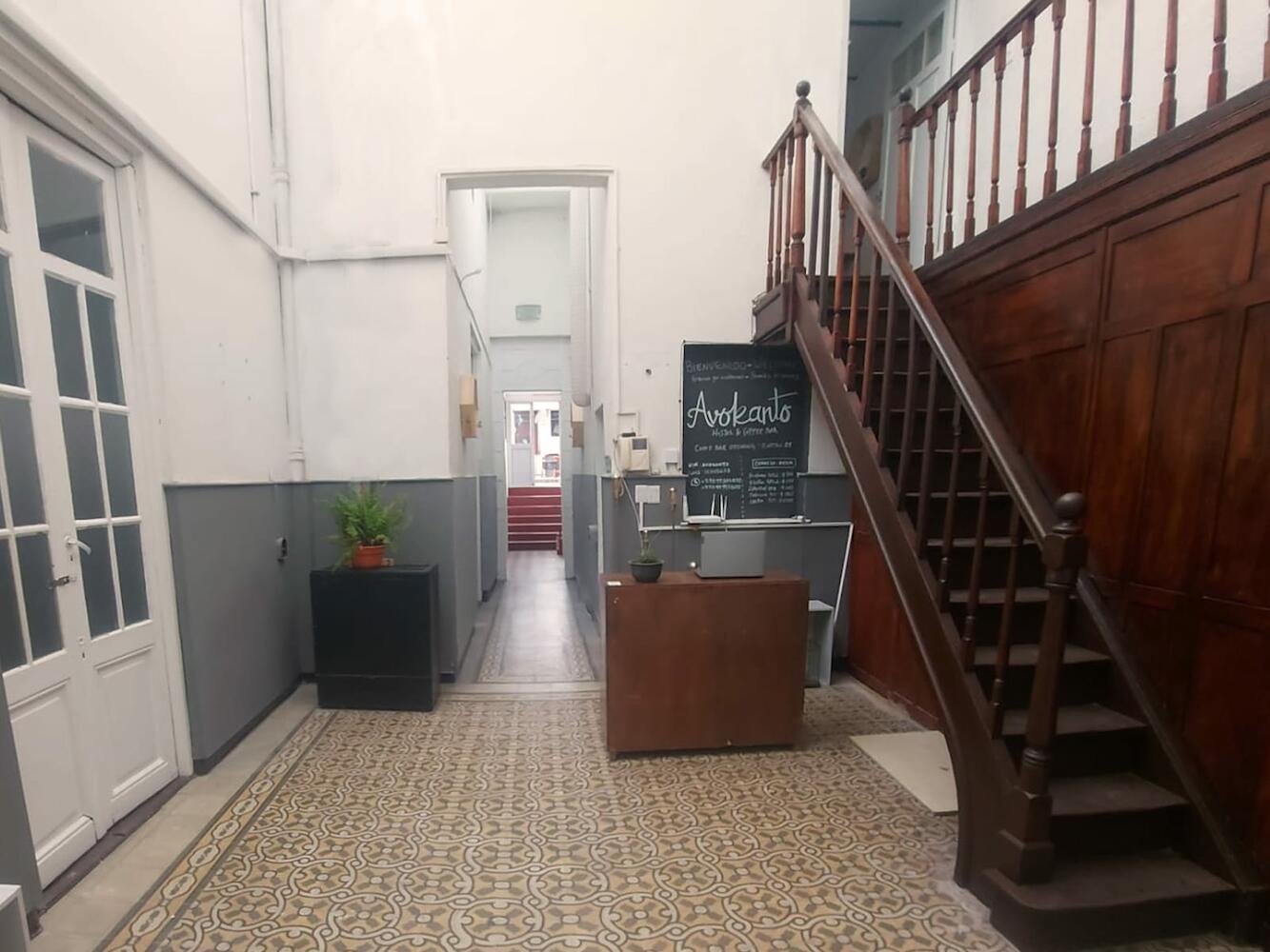 Avokanto Hostel