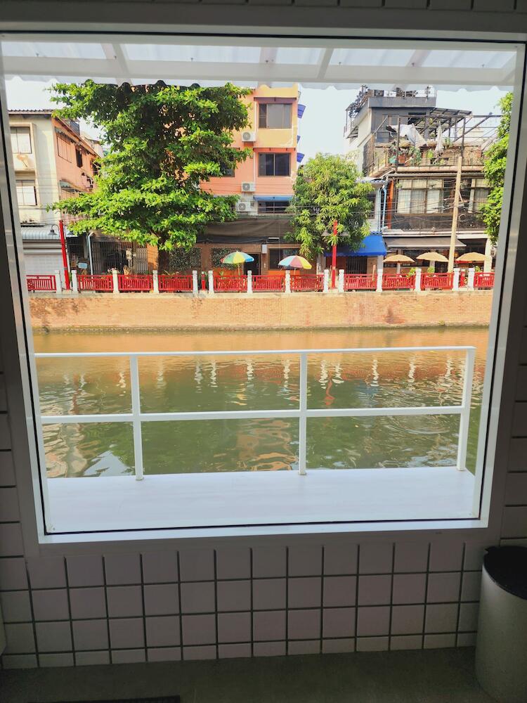 Line Bangkok Hostel, Bangkok