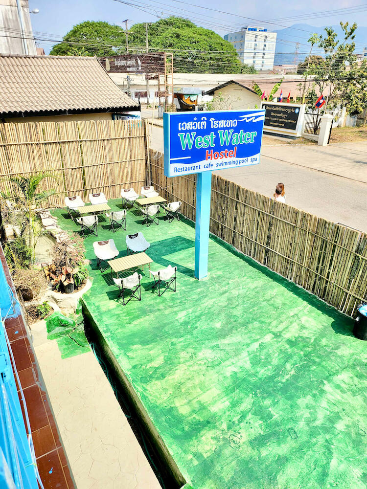 West Water Hostel, Vang Vieng
