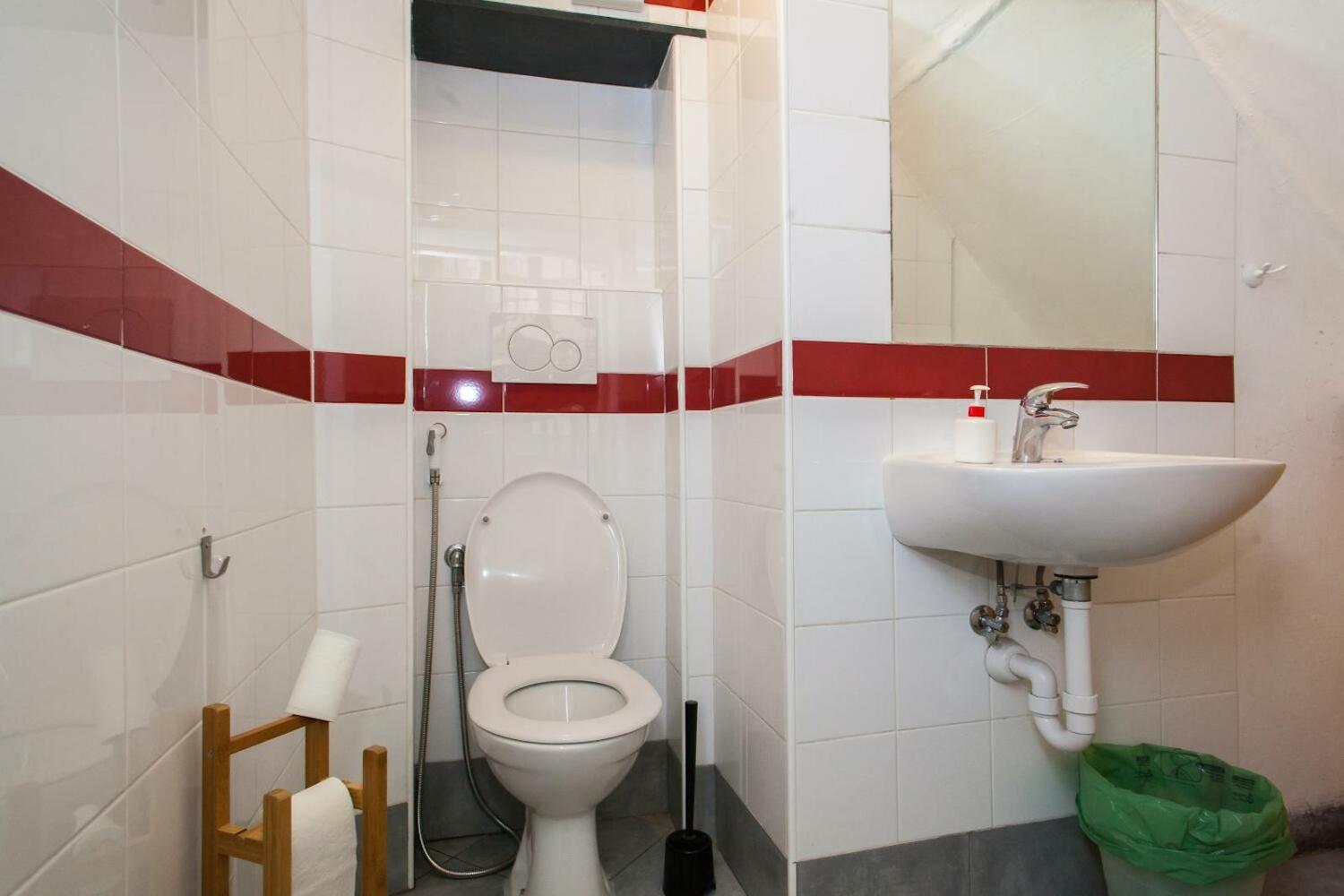 Ostellin Genova Hostel