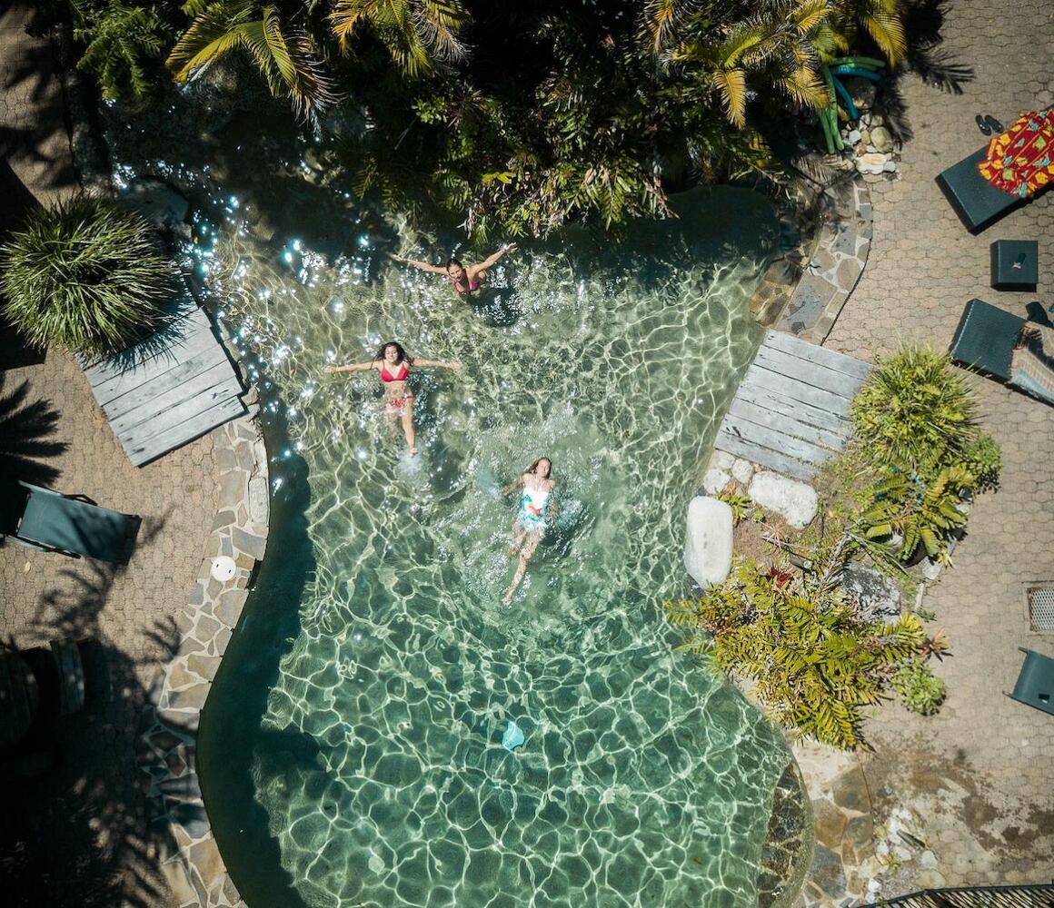 Coral Beach Lodge
