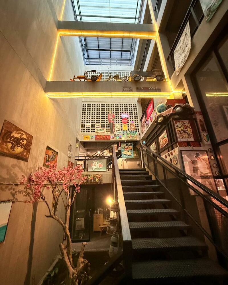 Labkoff cafe & Hostel