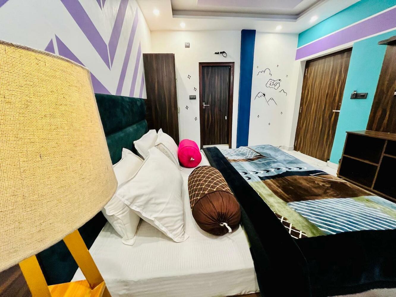 Bonfire Hostels, Rishikesh