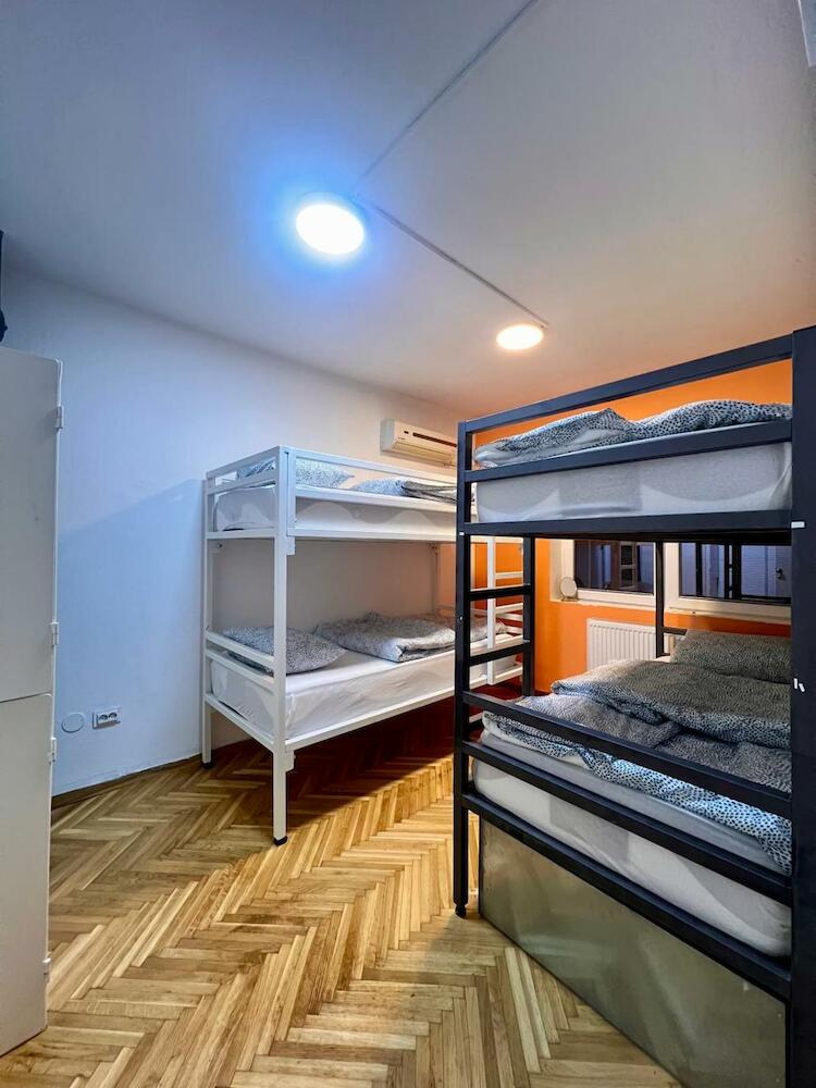 Radio Hostel, Skopje