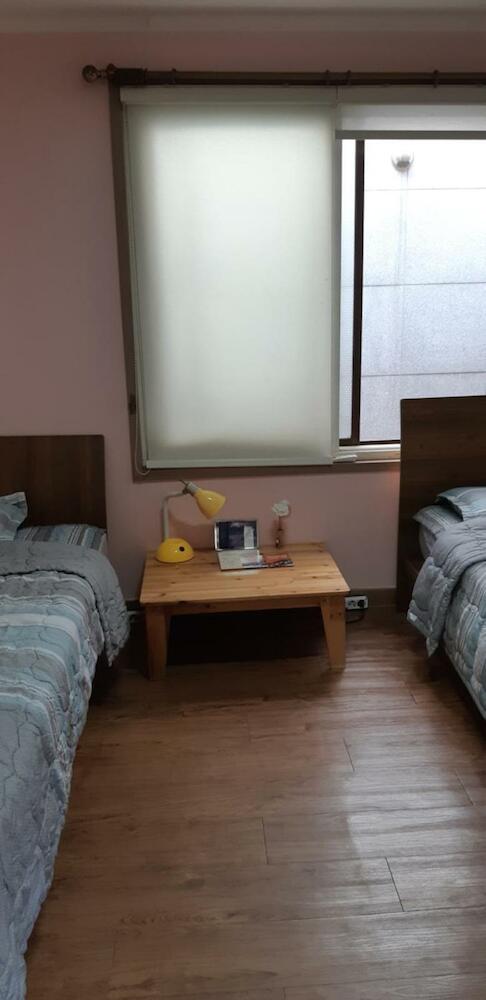 Birdsnest Hostel Hongdae, Seoul