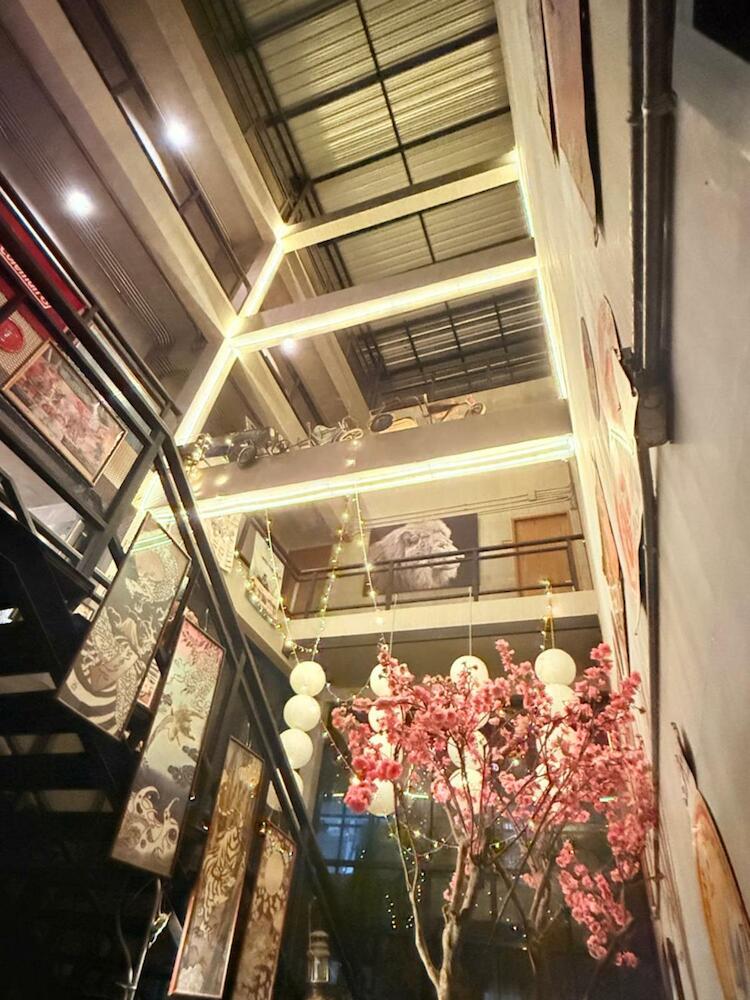 Labkoff cafe & Hostel