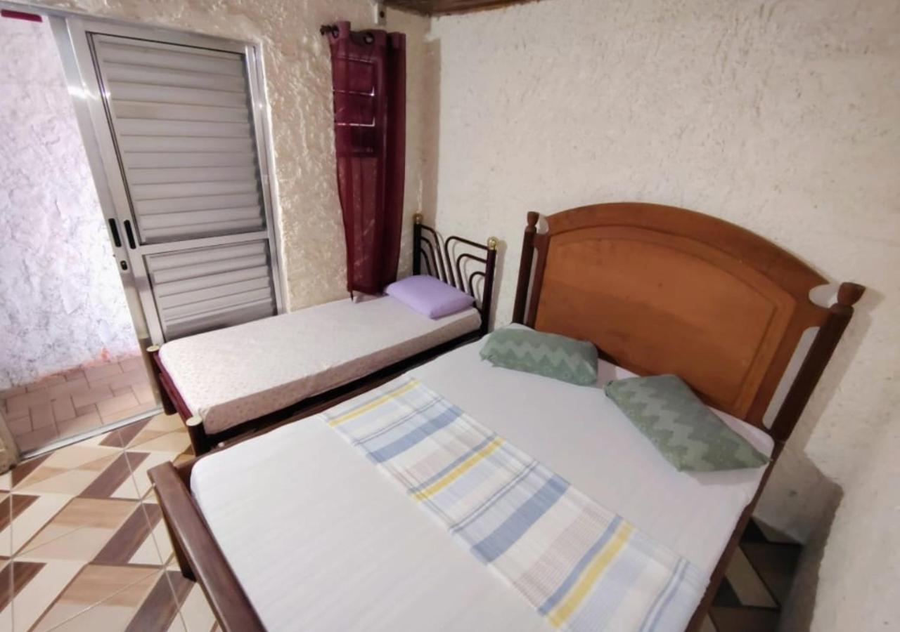 Hostel Canto da Praia São Sebastião - próximo ao enrocamento Caraguatatuba