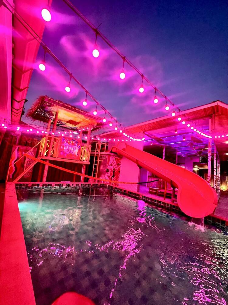 Slumber Party Krabi, Ao Nang