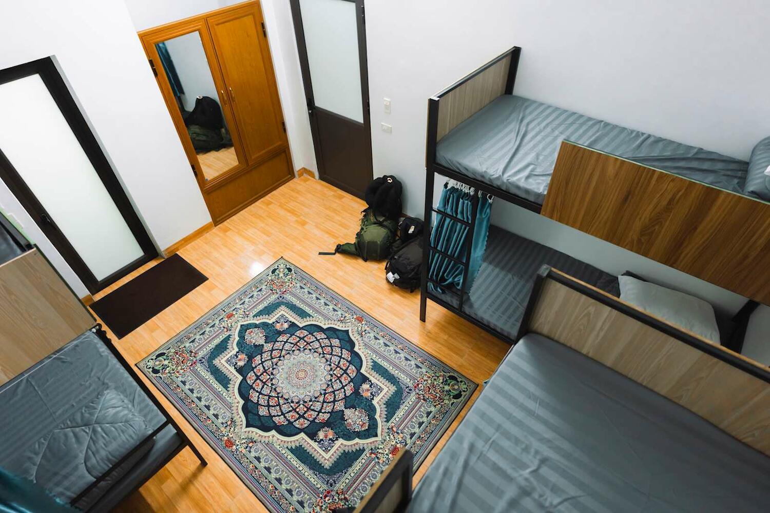 Tam Coc Mountain Flower Hostel, Ninh Binh