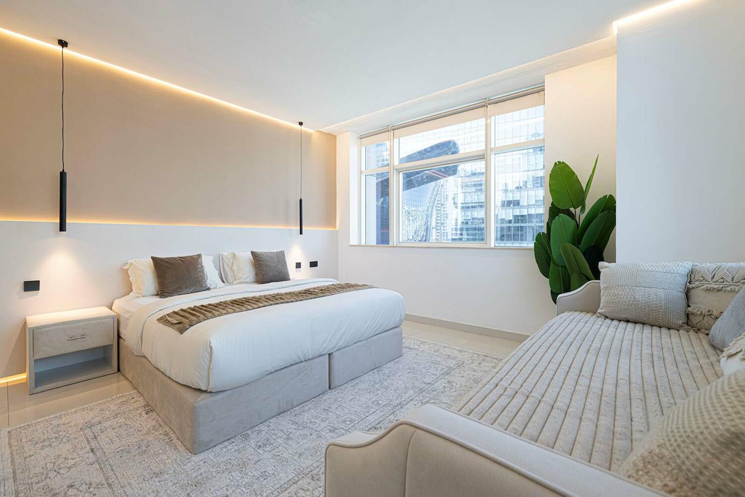 The Downtown Views Penthouse - Ideal for big groups & Families