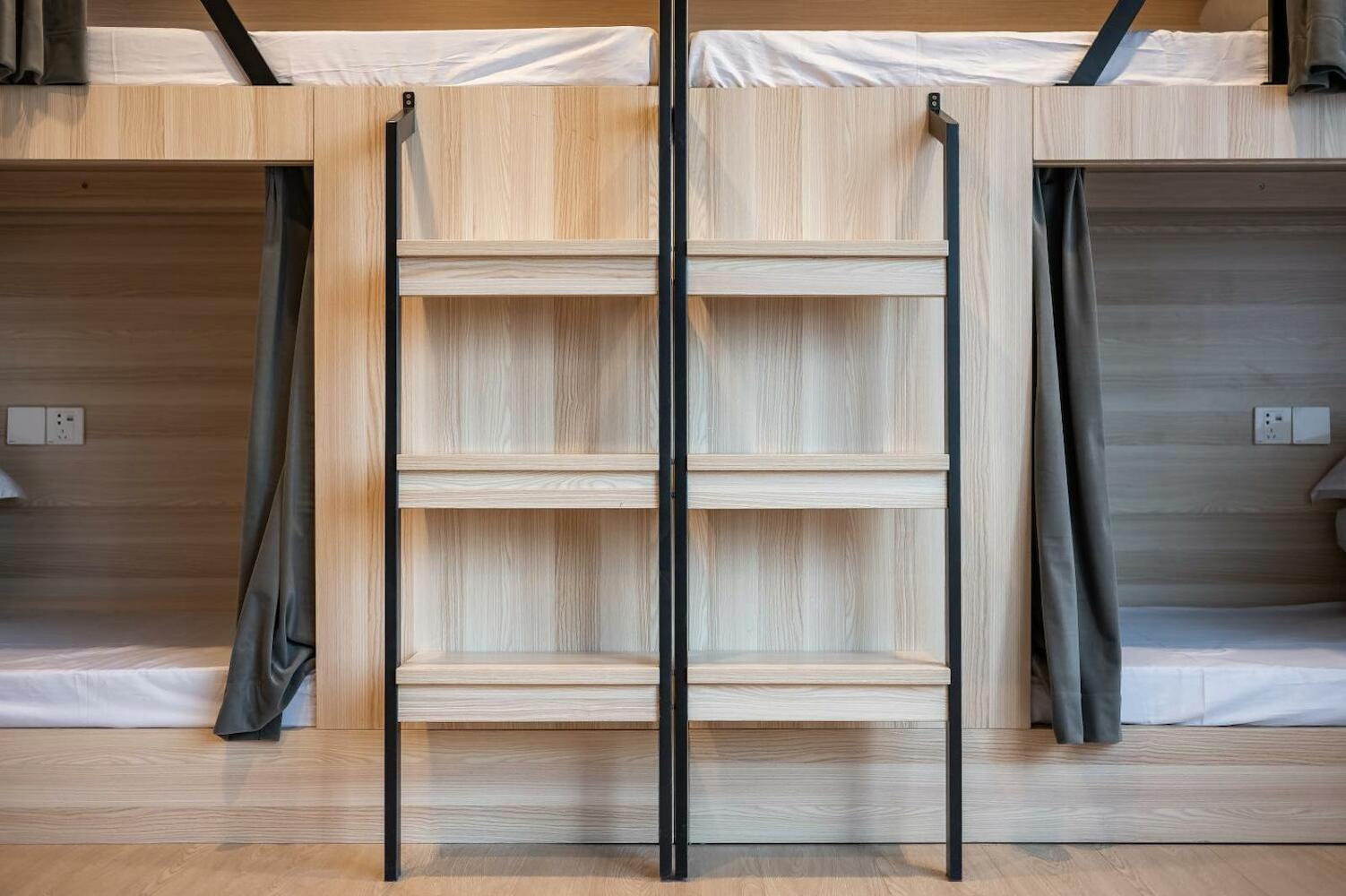 Hidden Garden International Youth Hostel -Near Oriental Pearl &Lujiazui -Garden, Shanghai