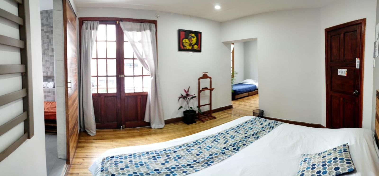 Minka Hostel